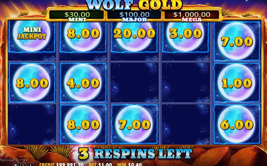 Money Respin: normal symbols faded, counter at three